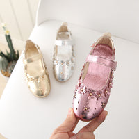 Hollowed Out Flowers Soft Soled Princess Children's Casual Leather Shoes
