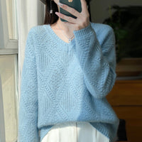 Autumn And Winter New Thickened V-neck Sweater Diamond Twisted Loose