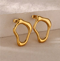 Niche High-end 3D Butterfly Stud Earrings Niche Ear Accessories