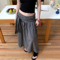 Lace-up Plaid Side Loose Zip Skirt