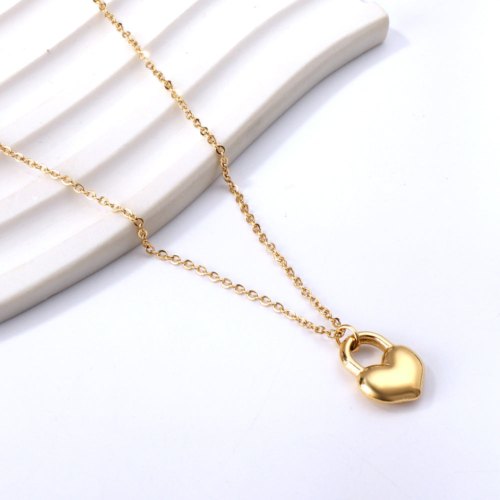 Stainless Steel Necklace Fashionable Golden Love Heart