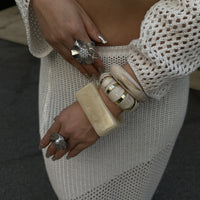 Women's Irregular Geometric Blooming Resin Bracelet