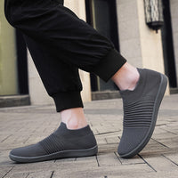 Flyknit Wide-toe Slip-on Sock Shoes Lightweight Comfortable And Durable For Men