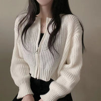 Niche Zipped Round Neck Loose Waist Trimming Short