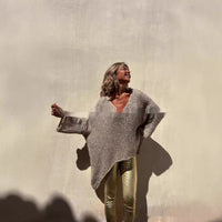 Womens Fashion V-Neck Loose-Fitting Knitted Pullover Sweater