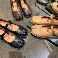 Women's Mary Jane Soft Leather Trotter Shallow Mouth Flat Bottom Split-toe Shoes