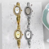 Niche Oval Bathtub Bracelet Women's Watch