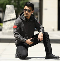 Outdoor Soft Shell Fleece Autumn And Winter Windproof, Waterproof And Breathable Warm Three-in-one Coat