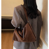Womens Casual Retro Versatile Crossbody Bag