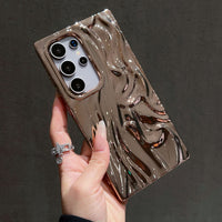 Three-dimensional Pleated Electroplating Phone Case