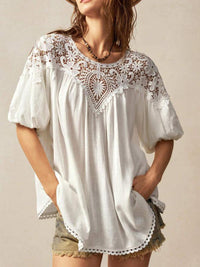 Lace-panelled Round-neck Short-sleeve Loose Womens Blouse