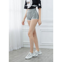 Women's Summer Casual Solid Color Three-point Pocket Hot Pants