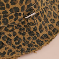 This Is A Fashionable European And American Fisherman's Hat With Leopard Print Trim, Adjustable Wide Brim, Sunshade And Wind Resistance. It Is Suitable For Daily Leisure And Outings