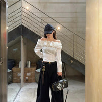 Womens SpringAutumn Long-Sleeve Shirt With A White Bud-Shape Collar And A Boat Neckline