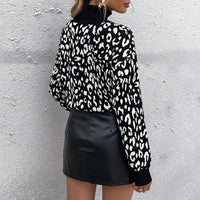 Casual Vintage-style Loose-fit Leopard-print Turtleneck Sweater