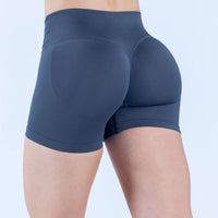 Seamless Knitted Womens Yoga Fitness Sports Three-Quarter Shorts