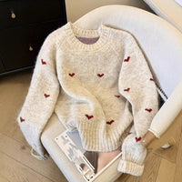 Women's Comfortable Sweater With Heart Pattern Long-Sleeved Crew-Neck Pullover