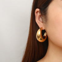 Stylish Stainless Steel Extra-Large Hollow Crescent Earrings With A High-End Look