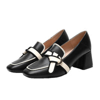 Womens Slip-On Loafers In Soft Leather With A Bow Design
