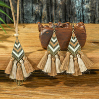 Retro Floral Earrings And Necklace Set With A Distinctive European And American Style