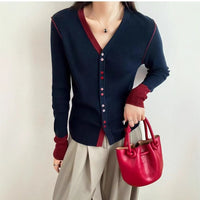 Women's Long-sleeved Bottoming Shirt Autumn Commuter Age-reducing Cardigan Top
