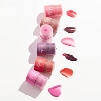 Moisturizing And Twisting Lipstick Care