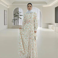 Crew-neck Floral-print Midi Dress With A Matching Belt For A Slimming Fit