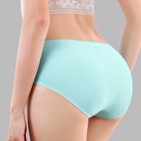 Women's Seamless Plus-Size Mid-Rise Thin Underwear