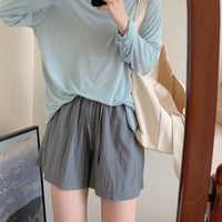 Ice-silk Quick-drying Textured Loose Casual Pleated Shorts