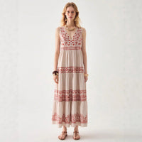 Womens Lace Dress With V Neck And Sleeveless Design