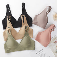 Gather Breast Holding Girl Bra