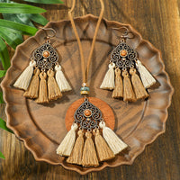 Retro Floral Earrings And Necklace Set With A Distinctive European And American Style