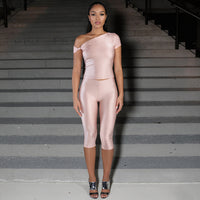 High-waisted Body-hugging Cropped Pants Set With A Top