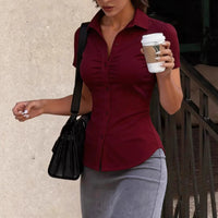 A Slim-fit Elegant White-collar Shirt