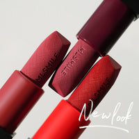 MLSMILE Embossed Lipstick Three Per Package Suit
