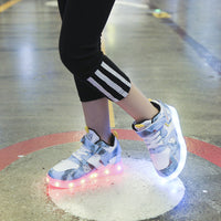 Children's Casual Light Running Soft-soled Luminous Shoes