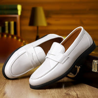 Business Casual Leather Shoes Men's Patent Leather Shiny Side Pedal Lazy