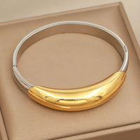 Titanium Steel Oval Polished Bracelet Versatile And Sophisticated