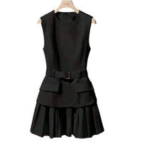 Elegant Round Neck Minimalist Belted Sleeveless Dress