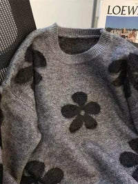 Women's Korean-style Flower Round Neck Sweater