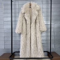 Womens Elongated Wool Coat With A Tailored Lapel