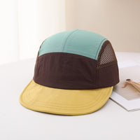 Multi-color Stitched Mesh Fabric, Lightweight And Breathable, Simple And Casual Style. This Baseball Cap With A Flat Brim Is Suitable For Sports, Travel And Daily Use.