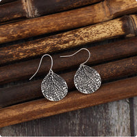 Creative Retro Leaf Hollow Pendant Earrings Drop-shaped