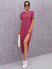 Womens Knitted Short-sleeve Dress With A Round Neck And Side Slit