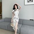 Elegant Waist-cinching Figure-flattering Pleated Sheath Dress For A Youthful Look