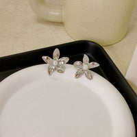 INS Light Luxury Pearl Flower Earrings