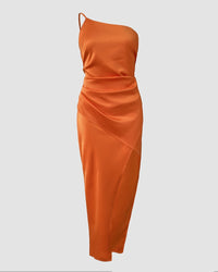 European And American-style Solid-color One-shoulder Pleated Slit Dress