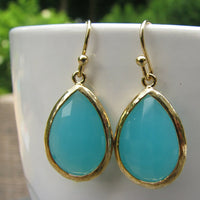 Mint Green Crystal Long Earrings For Women Elegant And Fashion-Forward