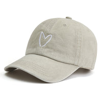 Spring And Summer Fashion Embroidery Love Baseball Hat