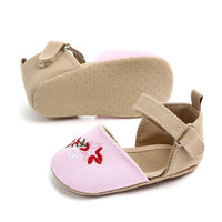 Autumn New Girl Baby Toddler Shoes Embroidered